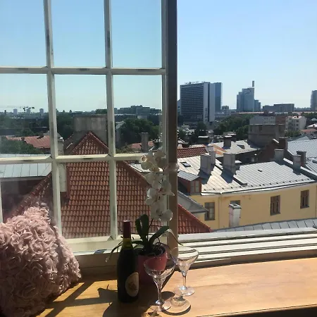 Cozy Oldtown With Magnific View تالين